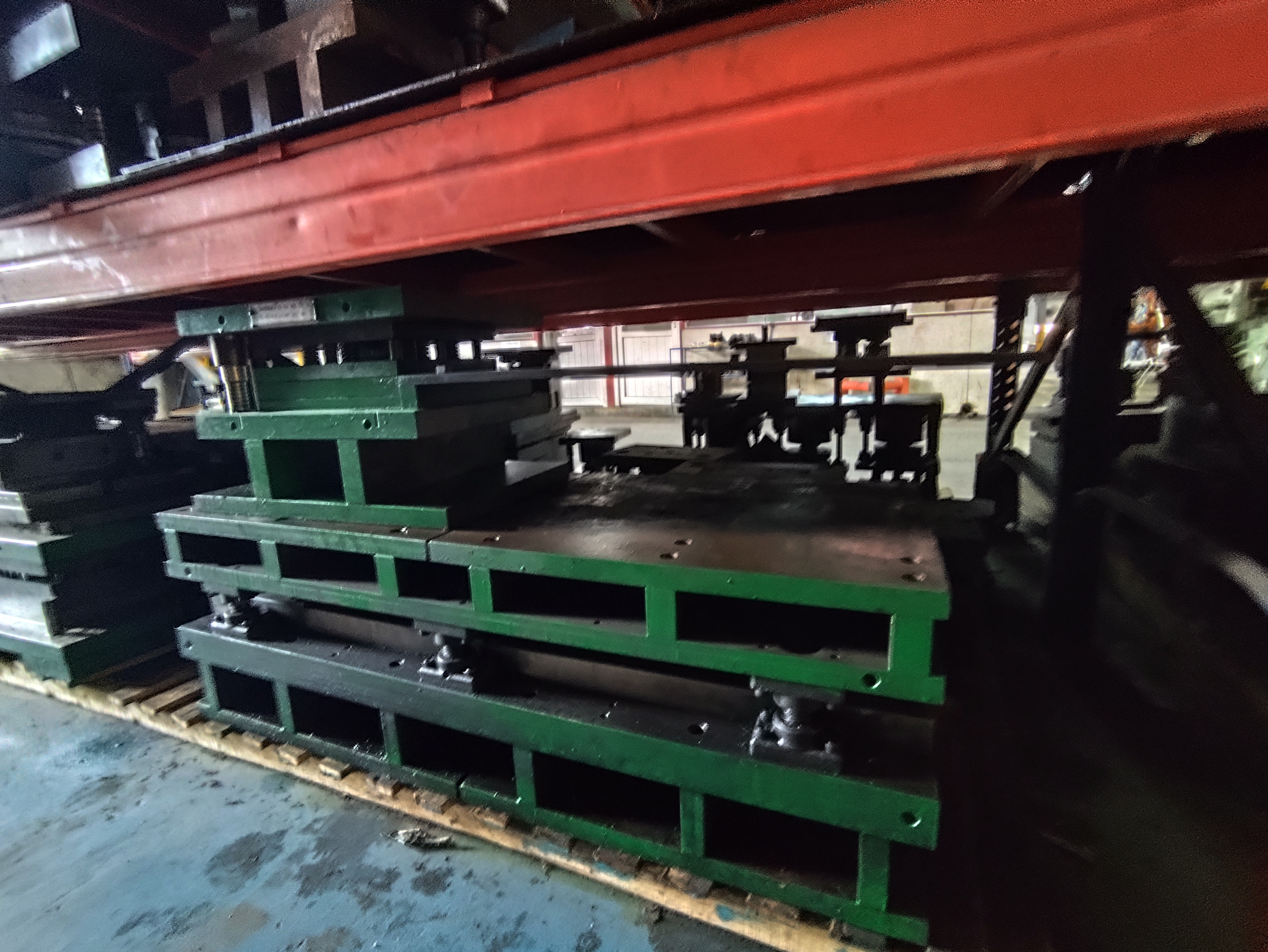 Mold for hand pallet truck product.jpg